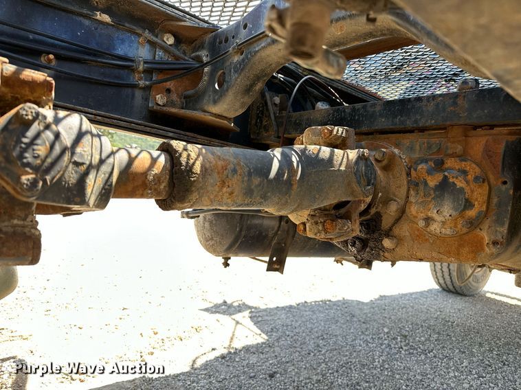 image for item OG9170 1980 Mack RD688S  semi truck