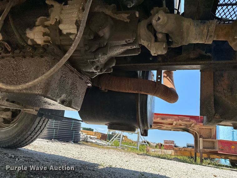 image for item OG9170 1980 Mack RD688S  semi truck