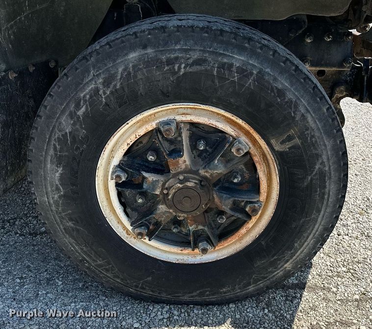 image for item OG9170 1980 Mack RD688S  semi truck