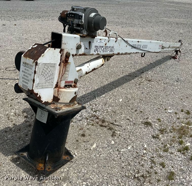 image for item OG9171 Ideal Crane Corporation  Liberator 4000 truck crane