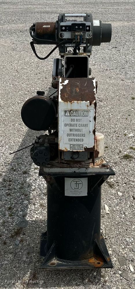 image for item OG9171 Ideal Crane Corporation  Liberator 4000 truck crane