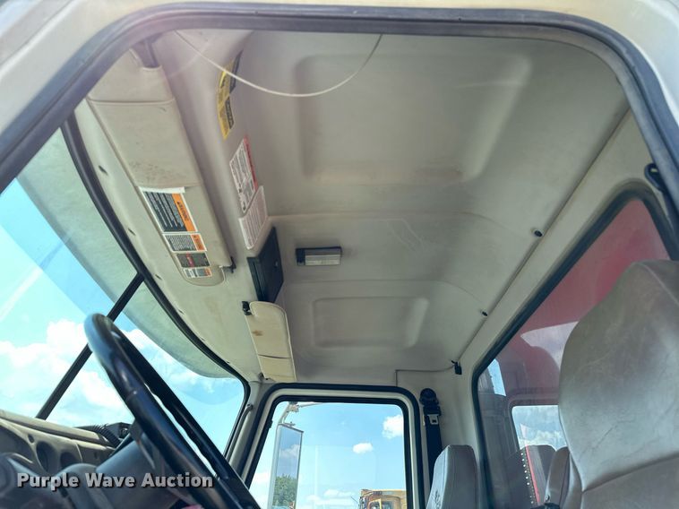 image for item OG9174 2007 Mack  CHN613 dump truck