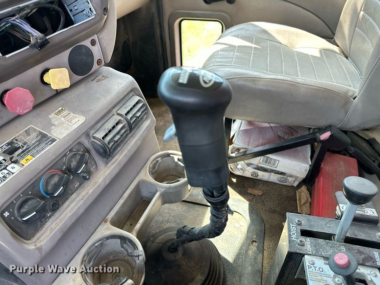 image for item OG9174 2007 Mack  CHN613 dump truck