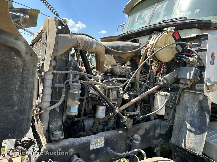 image for item OG9174 2007 Mack  CHN613 dump truck