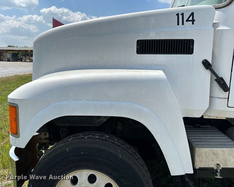 image for item OG9174 2007 Mack  CHN613 dump truck