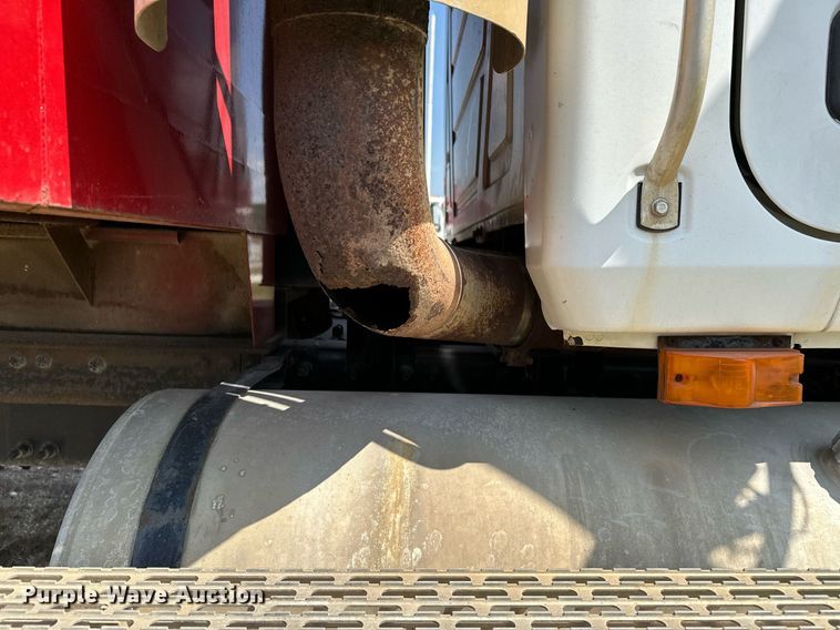 image for item OG9174 2007 Mack  CHN613 dump truck