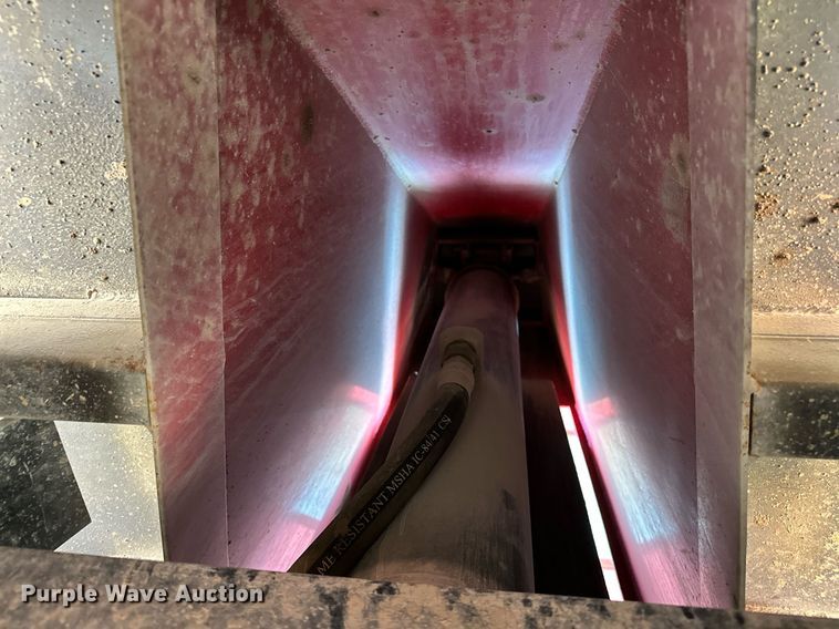 image for item OG9174 2007 Mack  CHN613 dump truck