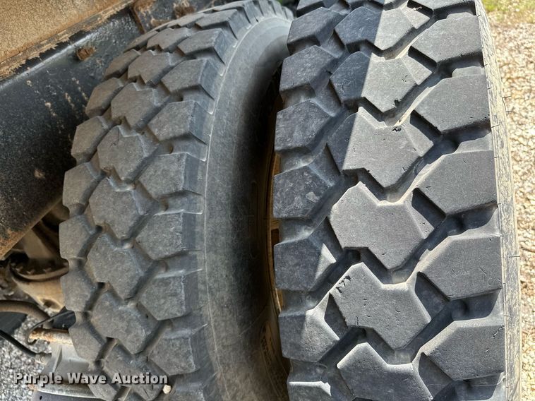 image for item OG9174 2007 Mack  CHN613 dump truck