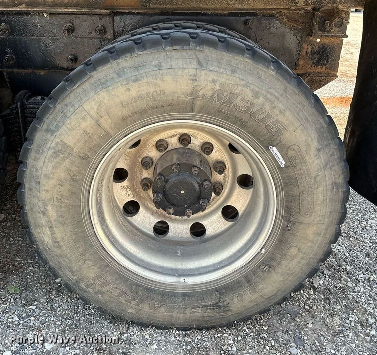 image for item OG9174 2007 Mack  CHN613 dump truck