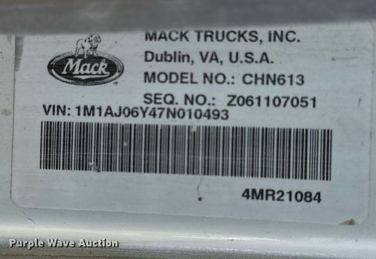 image for item OG9174 2007 Mack  CHN613 dump truck