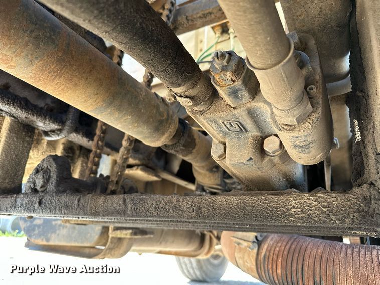 image for item OG9175 1987 Ford LT9000  semi truck