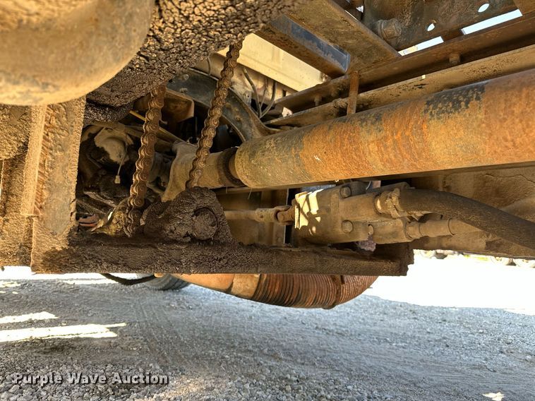 image for item OG9175 1987 Ford LT9000  semi truck