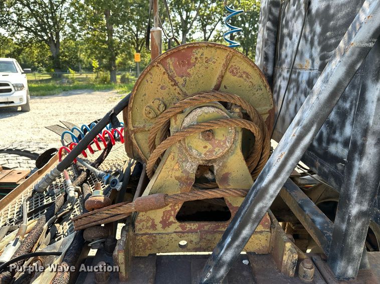 image for item OG9175 1987 Ford LT9000  semi truck