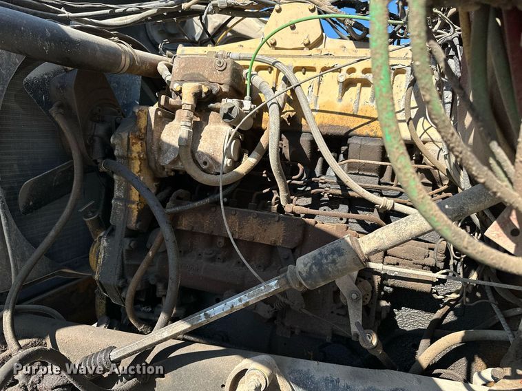 image for item OG9175 1987 Ford LT9000  semi truck