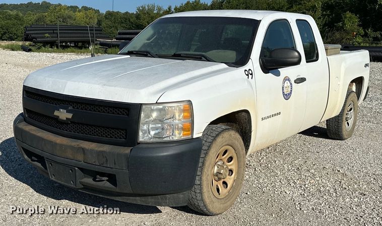 image for item OG9176 2010 Chevrolet Silverado 1500  Ext. Cab pickup truck