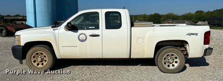 image for item OG9176 2010 Chevrolet Silverado 1500  Ext. Cab pickup truck