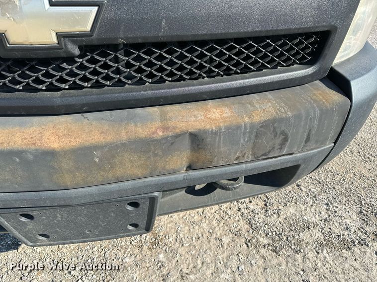 image for item OG9176 2010 Chevrolet Silverado 1500  Ext. Cab pickup truck