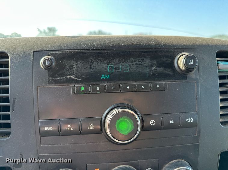 image for item OG9176 2010 Chevrolet Silverado 1500  Ext. Cab pickup truck