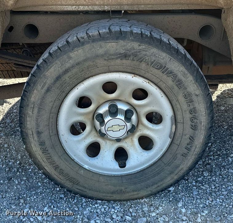 image for item OG9176 2010 Chevrolet Silverado 1500  Ext. Cab pickup truck