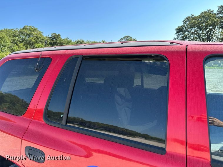 image for item OG9177 2000 Dodge Durango  SUV