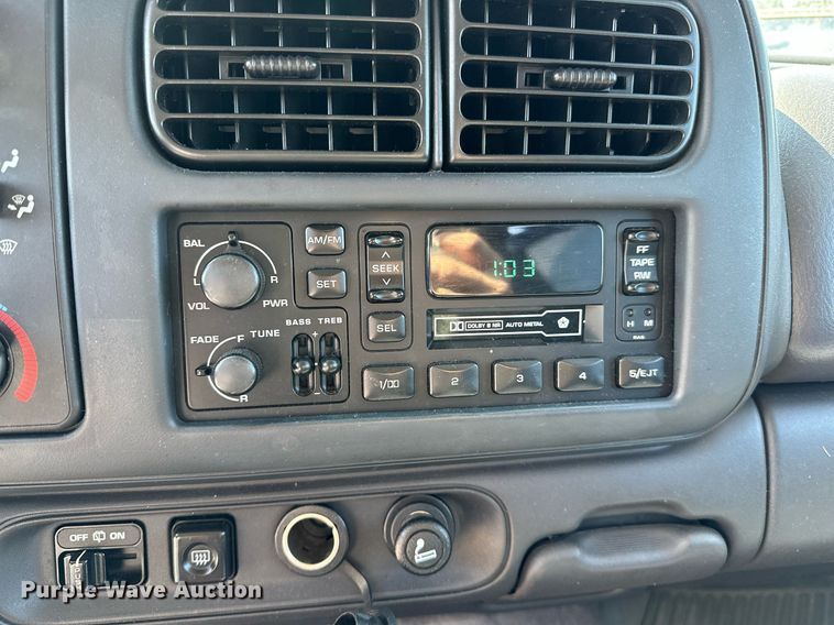 image for item OG9177 2000 Dodge Durango  SUV