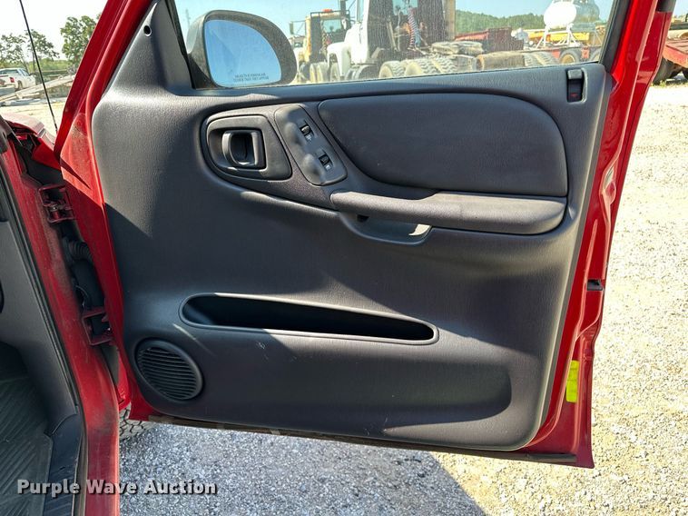 image for item OG9177 2000 Dodge Durango  SUV