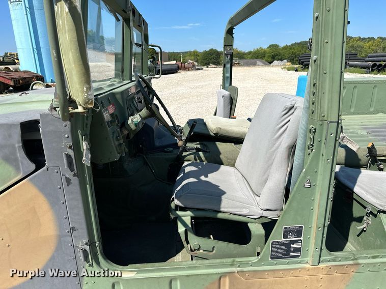 image for item OG9178 1992 Am General M998  SUV