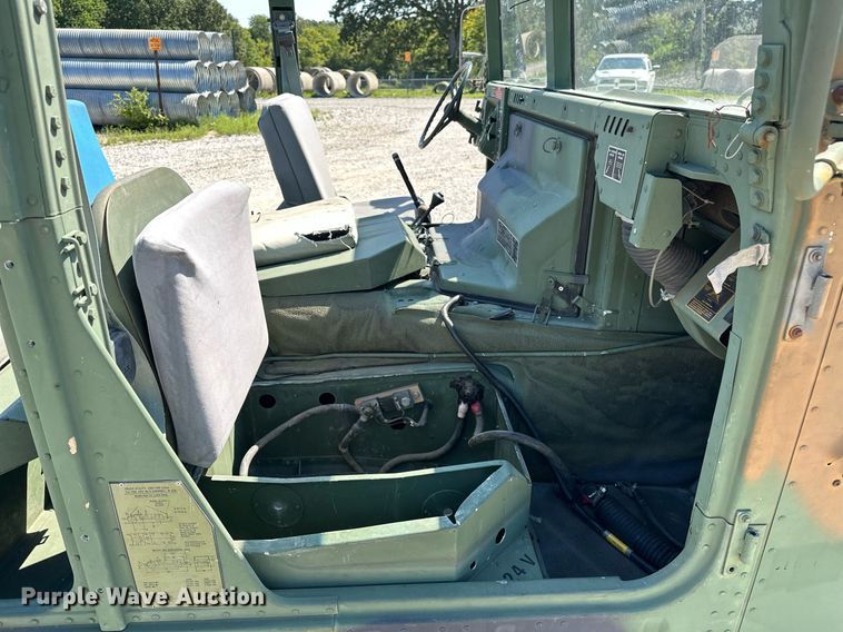 image for item OG9178 1992 Am General M998  SUV