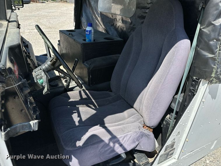 image for item OG9179 1989 Am General M998  SUV