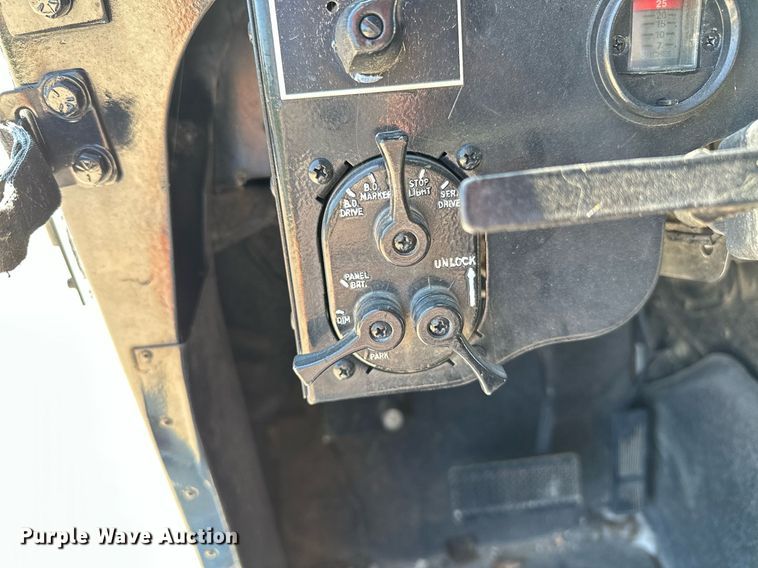 image for item OG9179 1989 Am General M998  SUV