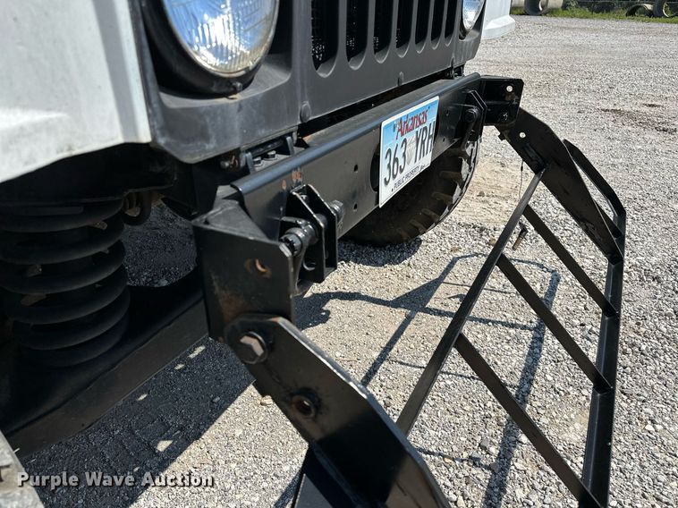 image for item OG9179 1989 Am General M998  SUV