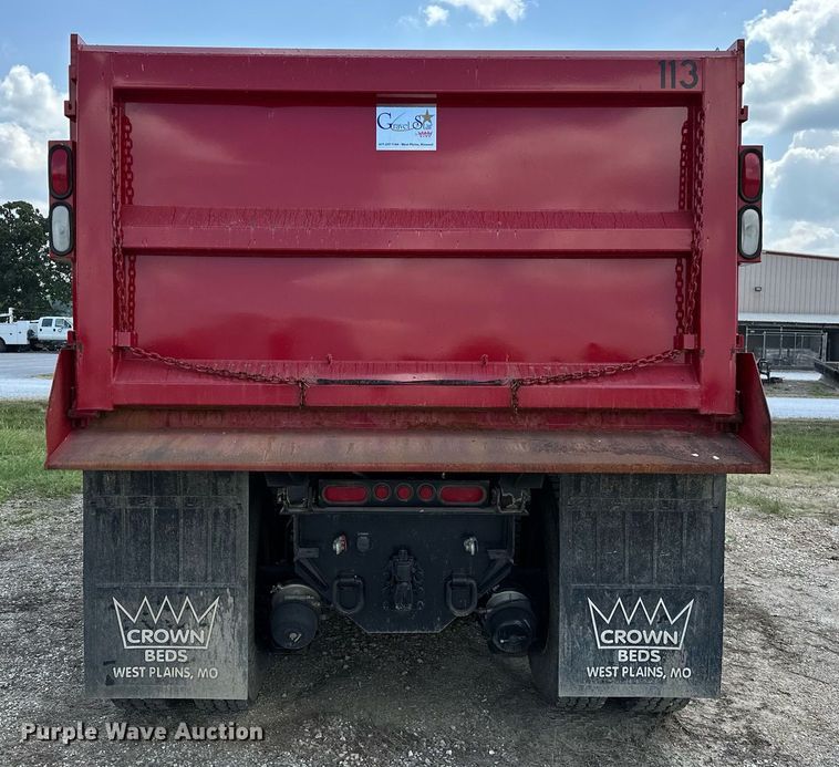 image for item OG9181 2006 Mack  dump truck