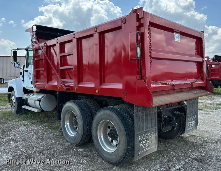 image for item OG9181 2006 Mack  dump truck