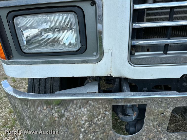 image for item OG9181 2006 Mack  dump truck