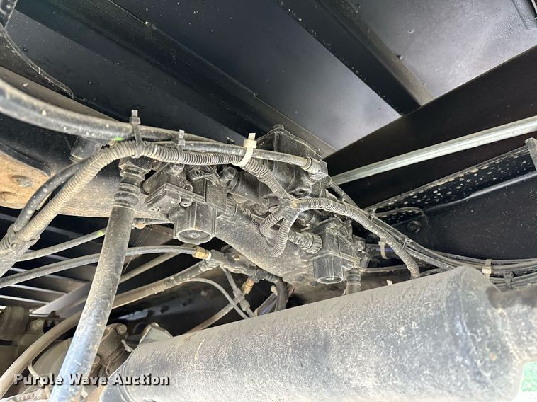 image for item OG9181 2006 Mack  dump truck