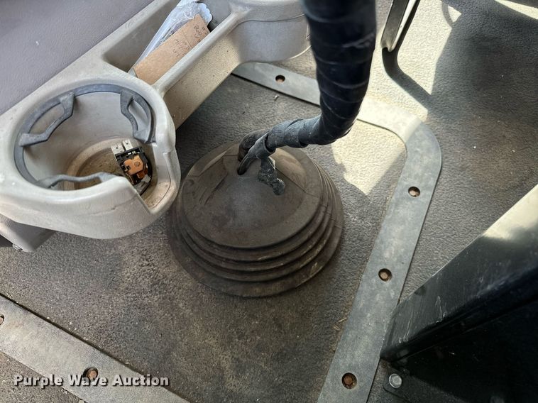 image for item OG9181 2006 Mack  dump truck