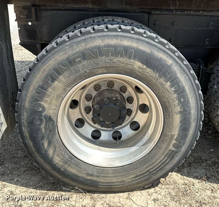 image for item OG9181 2006 Mack  dump truck