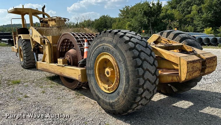 image for item OG9184 1974 Caterpillar 613  grid roller