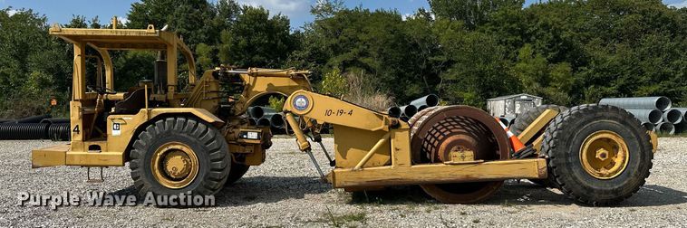 image for item OG9184 1974 Caterpillar 613  grid roller