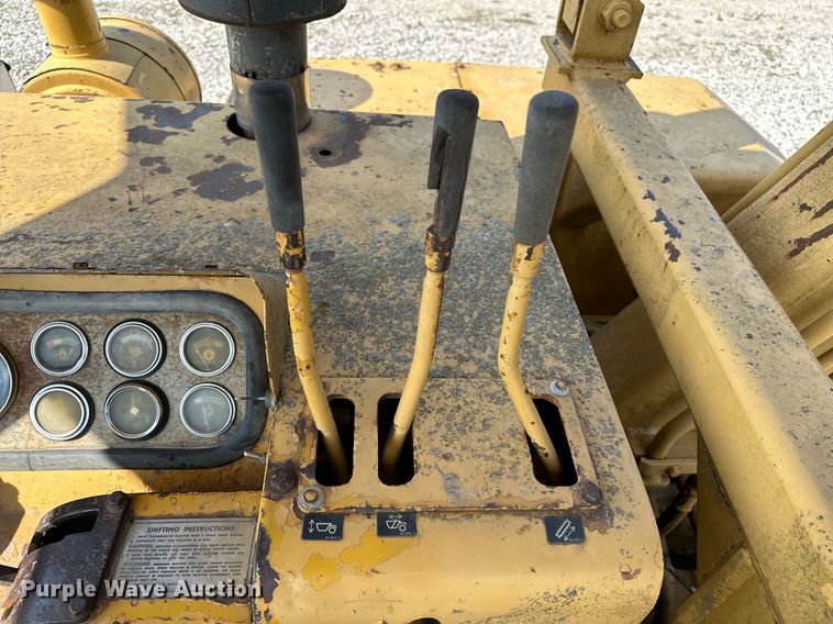 image for item OG9184 1974 Caterpillar 613  grid roller