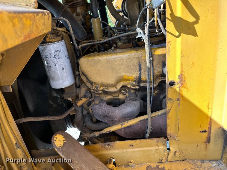 image for item OG9184 1974 Caterpillar 613  grid roller