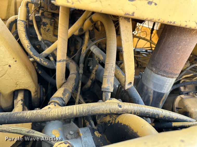 image for item OG9184 1974 Caterpillar 613  grid roller