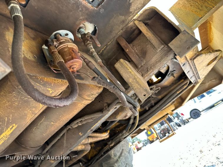 image for item OG9184 1974 Caterpillar 613  grid roller