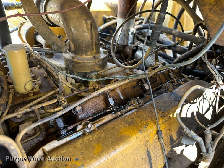 image for item OG9184 1974 Caterpillar 613  grid roller