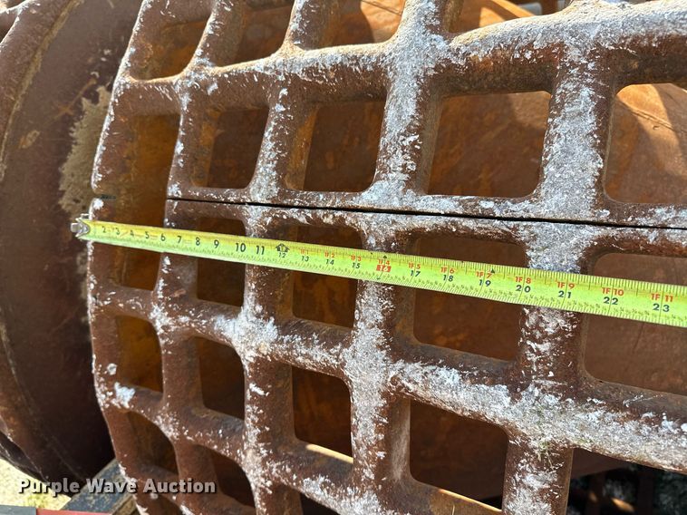 image for item OG9184 1974 Caterpillar 613  grid roller