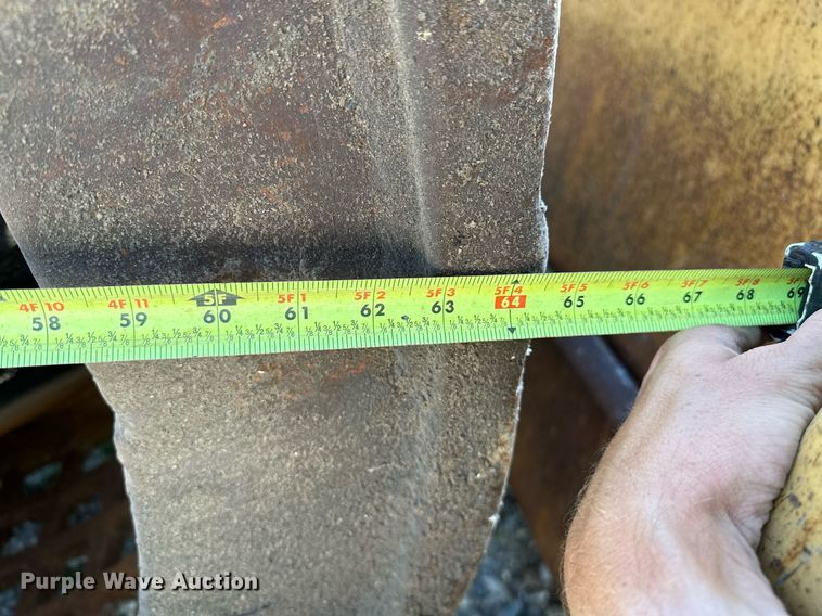 image for item OG9184 1974 Caterpillar 613  grid roller