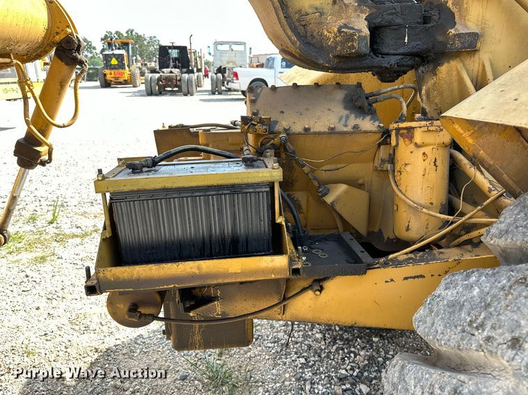 image for item OG9184 1974 Caterpillar 613  grid roller