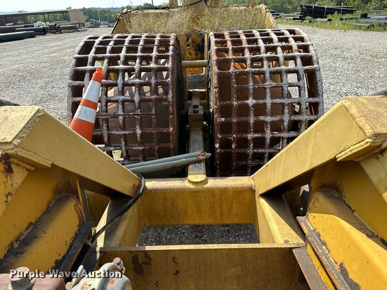 image for item OG9184 1974 Caterpillar 613  grid roller