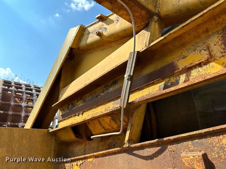 image for item OG9184 1974 Caterpillar 613  grid roller