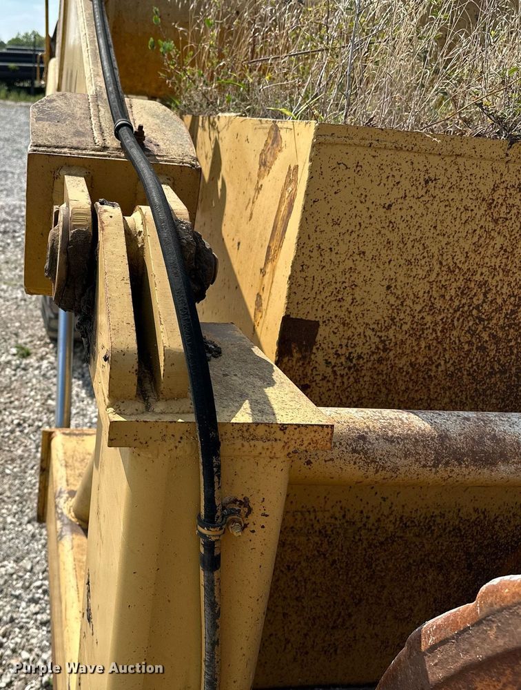 image for item OG9184 1974 Caterpillar 613  grid roller